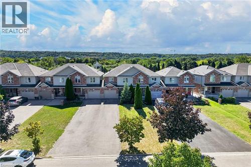 69 Sumner Crescent, Grimsby, ON 