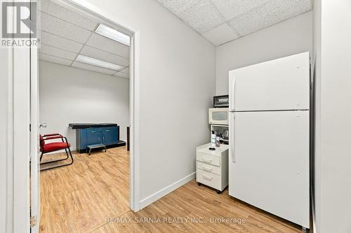 148 Vidal Street N, Sarnia, ON 