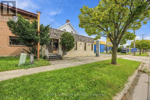 148 Vidal Street N, Sarnia, ON 