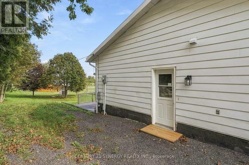 696 Whites Road, Quinte West (Sidney Ward), ON 
