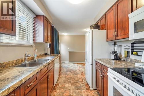 23 Palomino Drive, Brantford, ON 