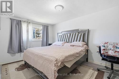 126 Dinison Crescent, Kitchener, ON 