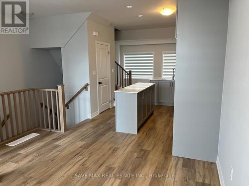 62 - 290 EQUESTRIAN WAY , Cambridge, Ontario N3H 4R6 2