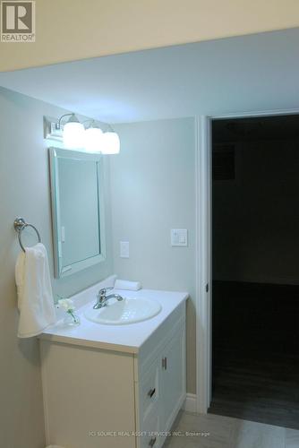 50 Deacon Place, Belleville, ON 