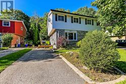 12 INNES PLACE Woodstock (Woodstock - South), ON N4S 8N1