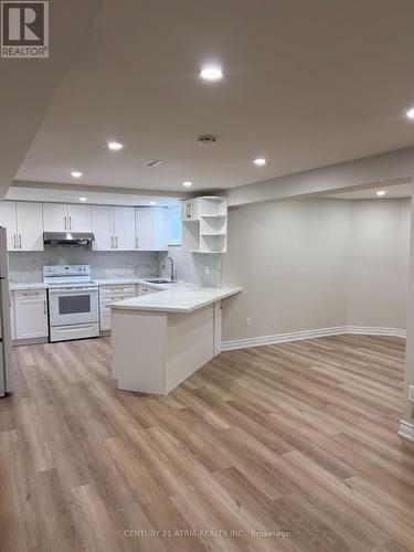 LOWER - 118 BECKENRIDGE DRIVE , Markham, Ontario L3S 3B2 5