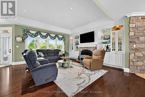 35 Wendat Trail, Springwater, ON 