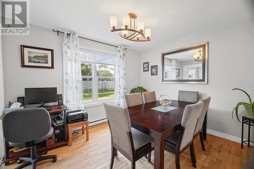 family room /dining room - 10 Relay Road, Mount Pearl, NL 