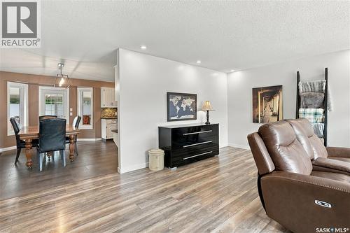 1716 Clive Bay E, Regina, SK 