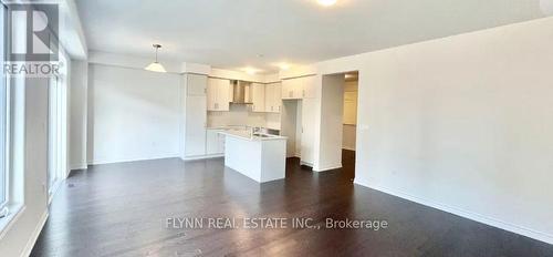 23 GEMINI DRIVE , Barrie, Ontario L9J 0P5 3