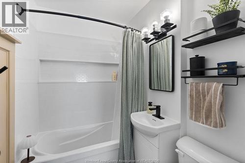 1734 Westcott, Windsor, ON 