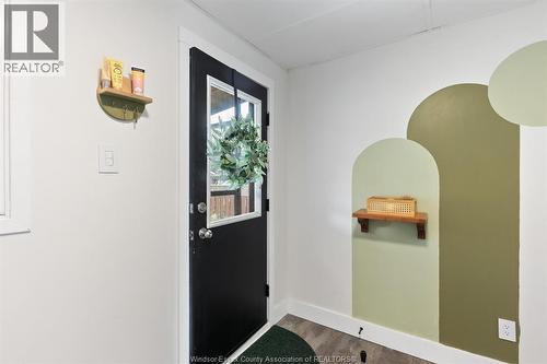 1734 Westcott, Windsor, ON 
