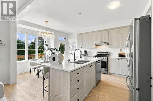 3302 Marchington Square, Pickering, ON 