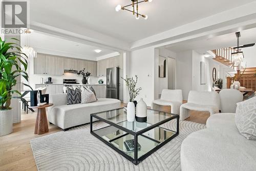 3302 Marchington Square, Pickering, ON 