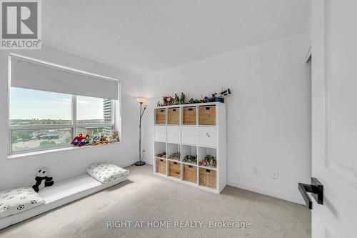 1202 - 11 Oneida Crescent, Richmond Hill, ON 