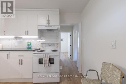 2414 Port Robinson Road, Thorold, ON 