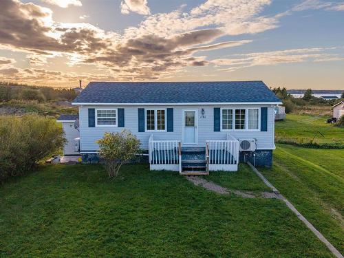 131 Ocean Avenue, Dominion, NS 