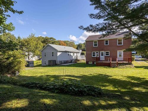 44 Locks Road, Dartmouth, NS 