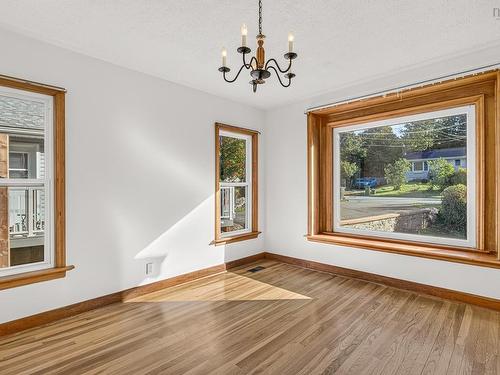 44 Locks Road, Dartmouth, NS 