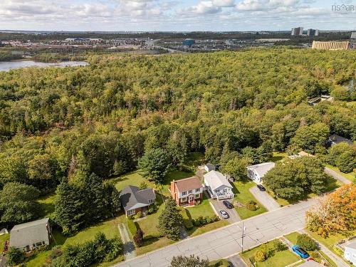 44 Locks Road, Dartmouth, NS 