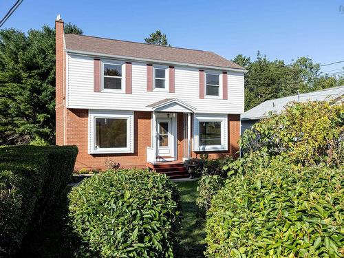 44 Locks Road, Dartmouth, NS 