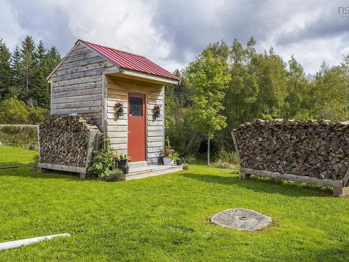 997 East River East Side Road, Glencoe, NS 