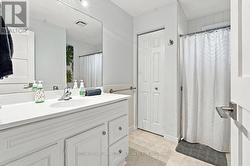 Main Floor Bathroom - 