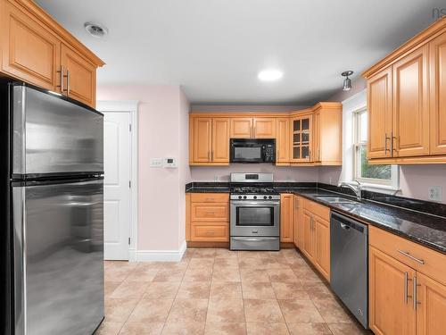 198 Nadia Drive, Dartmouth, NS 