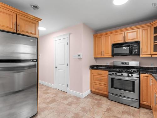 198 Nadia Drive, Dartmouth, NS 