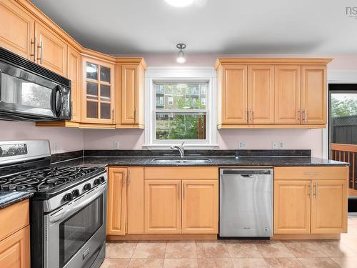 198 Nadia Drive, Dartmouth, NS 