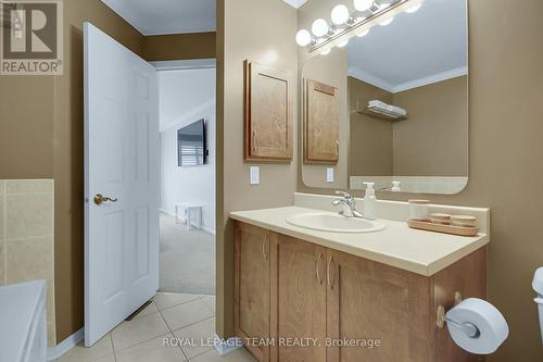 Primary Ensuite - 2136 Bergamot Circle, Ottawa, ON 