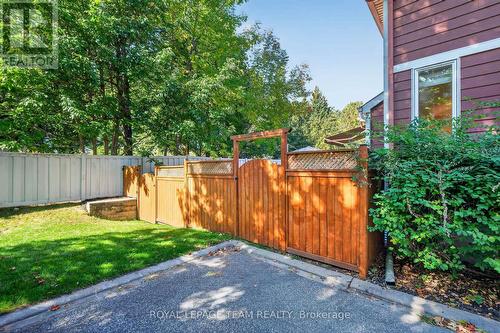 66 Evelyn Powers Private, Ottawa, ON 