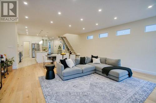 49 Aylen Avenue, Ottawa, ON 