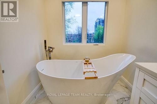 49 Aylen Avenue, Ottawa, ON 
