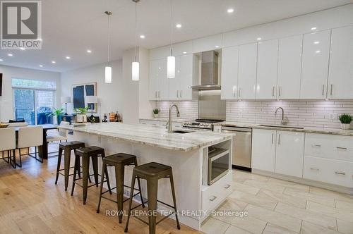 49 Aylen Avenue, Ottawa, ON 