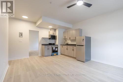 54 FRONT STREET S , Thorold (Thorold Downtown), Ontario L2V 1X1 3