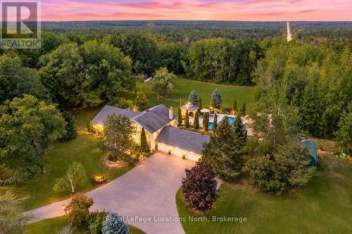 2 Mills Circle, Springwater (Midhurst), ON 