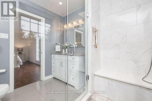 2 Mills Circle, Springwater (Midhurst), ON 