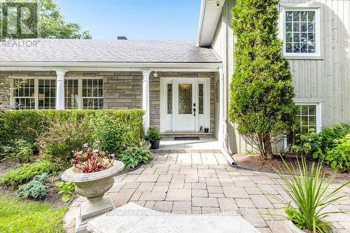 2 Mills Circle, Springwater (Midhurst), ON 