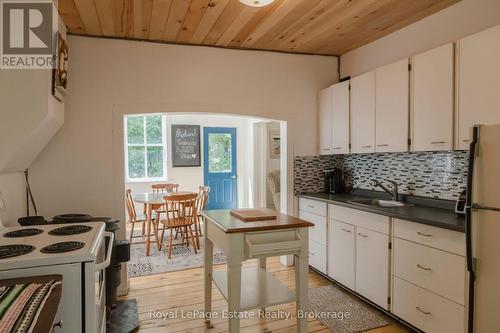 1227 2Nd Avenue S, Native Leased Lands, ON 