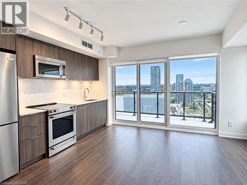 30 SAMUEL WOOD Way Unit# PH2408 , Etobicoke, Ontario M9B 0C9 3