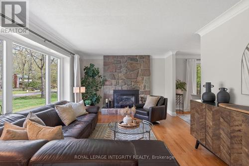 285 Fireside Drive, Ottawa, ON 