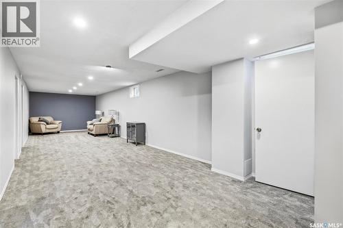 135 Broadway Avenue, Regina, SK 
