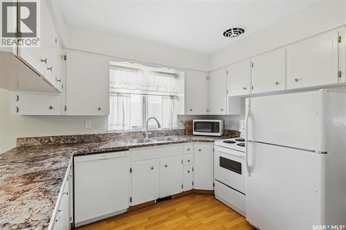 135 Broadway Avenue, Regina, SK 