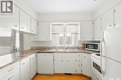 135 Broadway Avenue, Regina, SK 