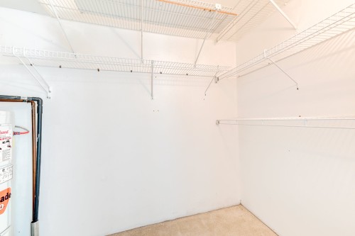 Closet - 1603-90 Rue Berlioz, Montréal (Verdun/Île-Des-Soeurs), QC 