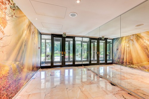 Mud Room - 1603-90 Rue Berlioz, Montréal (Verdun/Île-Des-Soeurs), QC 
