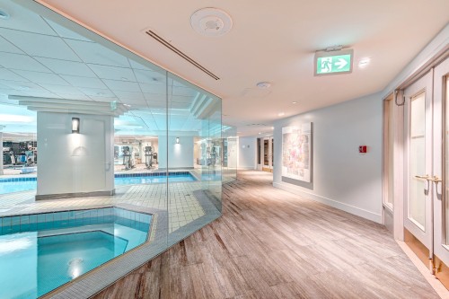 Pool - 1603-90 Rue Berlioz, Montréal (Verdun/Île-Des-Soeurs), QC 