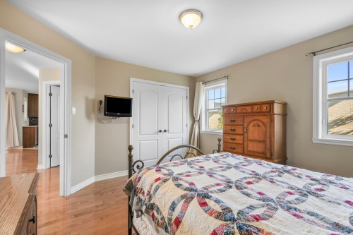 Master Bedroom - 69 Rue Beaudin, Saint-Rémi, QC 