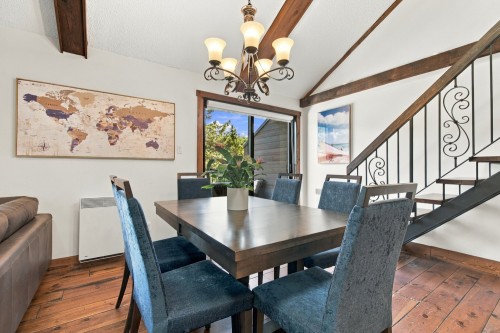 Kitchen - 26-121 Av. Hochar, Saint-Sauveur, QC 
